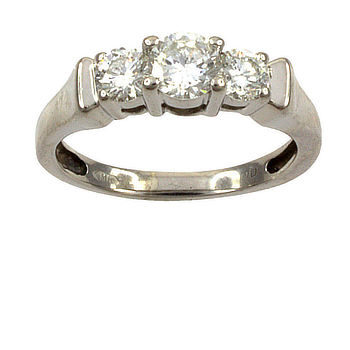 18ct white gold Diamond 75pt 3 stone Ring size L